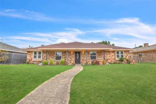 7117 Rolling Fork Dr, Dallas, TX, 75227-1814 | Card Image