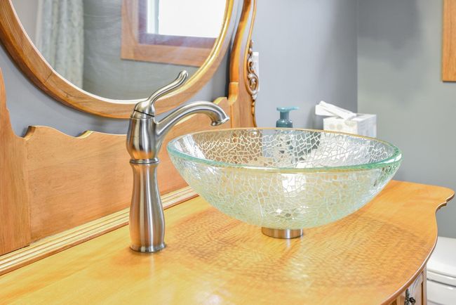 Main Floor Full Bath Sink | Image 27