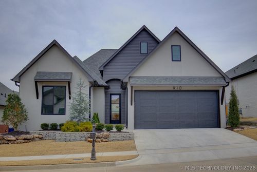 910 W 86th St, Tulsa, OK, 74132-3543 | Card Image