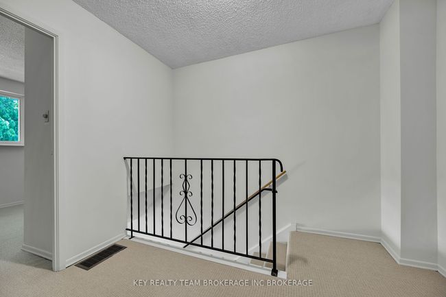 165 Limeridge Rd W, Condo with 2 bedrooms, 1 bathrooms and 1 parking in Hamilton ON | Image 21
