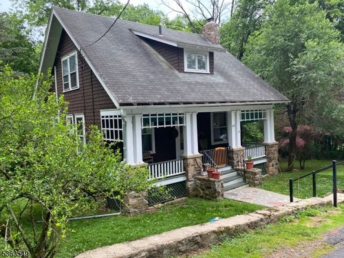 84 Church St, High Bridge, NJ, 08829-1512 | Card Image