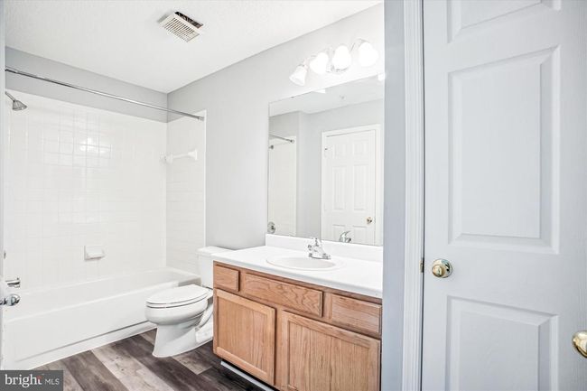 APT-36 - 12009 Taliesin Pl, Condo with 2 bedrooms, 1 bathrooms and null parking in Reston VA | Image 23