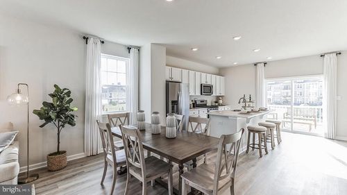 3077 Martha Way, PENNSBURG, PA, 18073-9806 | Card Image