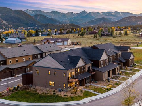 1726 Continental Peaks Cir, Estes Park, CO, 80517-9828 | Card Image