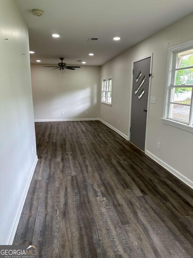 132 N Johnson St, House other with 3 bedrooms, 2 bathrooms and 2 parking in BOWDON GA | Image 6