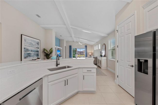 12726 Rainwashed Loop, House other with 3 bedrooms, 2 bathrooms and null parking in Parrish FL | Image 19