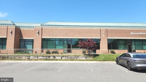 130-4080 Lafayette Center Dr, Chantilly, VA, 20151-1248 | Card Image
