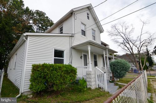 605 W 3rd St, Florence, NJ, 08518-1701 | Card Image