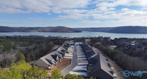 95 Whistling Straits Way, Guntersville, AL, 35976 | Card Image