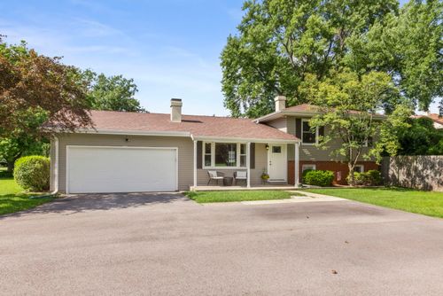 5s481 Glenoban Dr, Naperville, IL, 60563-1845 | Card Image