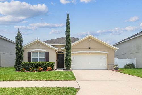 3217 Magnolia Meadows Dr, Plant City, FL, 33567-2121 | Card Image
