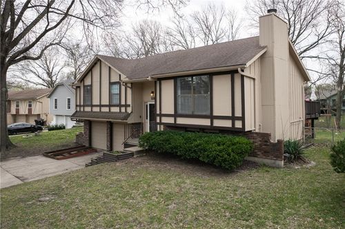 17317 E 50th Terrace Ct S, Independence, MO, 64055-5317 | Card Image
