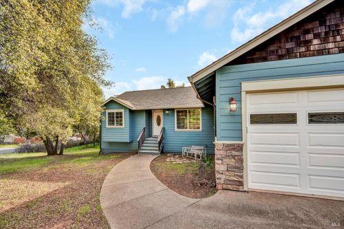 16605 Pinecrest Ct, Hidden Valley Lake, CA, 95467-8293 | Card Image
