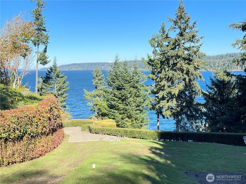611 135th St Nw, Gig Harbor, WA, 98332-9661 | Card Image