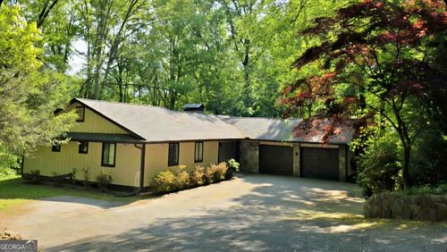 414 Leaning Chimney Dr, Clayton, GA, 30525-5613 | Card Image