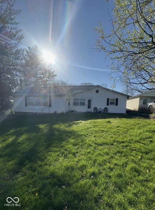 9504 E Northshore Dr, Unionville, IN, 47468-9581 | Card Image