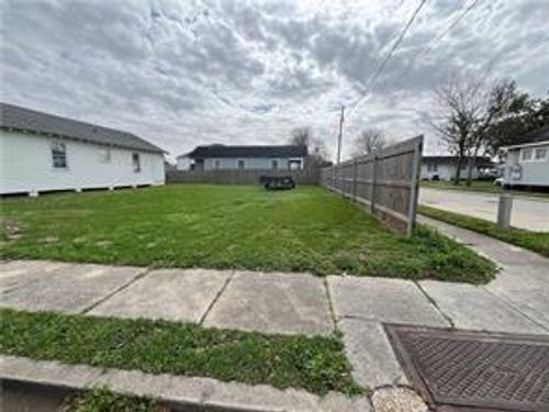 0 8th St, Gretna, LA, 70053 | Card Image