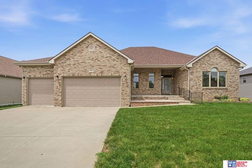 9403 S 28th St, Lincoln, NE, 68516-5919 | Card Image