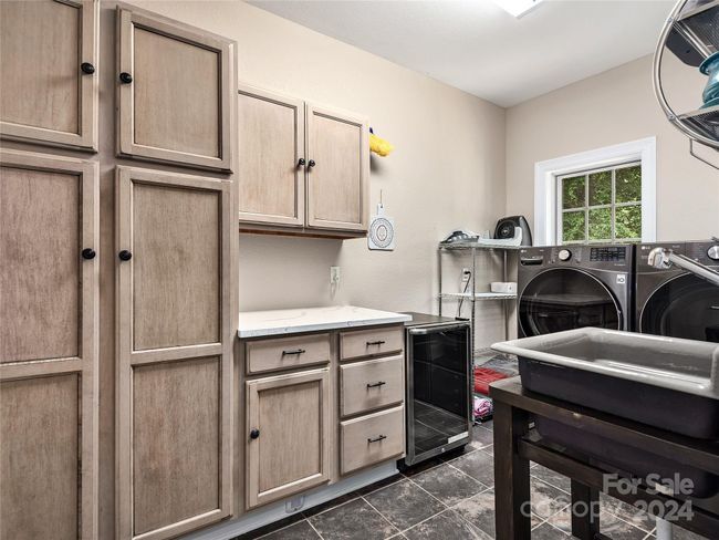 664 Wickhams Fancy Dr, House other with 6 bedrooms, 7 bathrooms and null parking in Biltmore Lake NC | Image 34