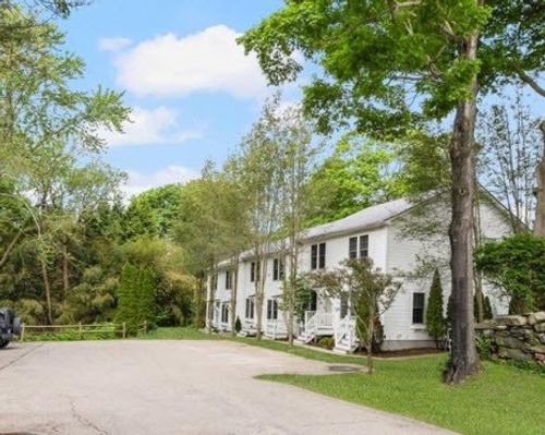 apt-c-45 Cherry Ln, South Kingstown, RI, 02879-3640 | Card Image