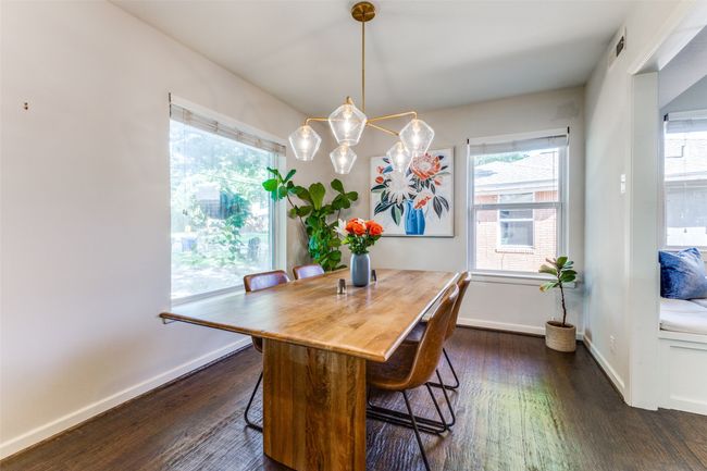 Beautiful spacious Dining room | Image 7