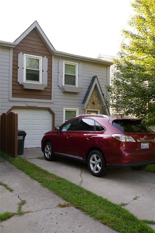 322 Birch Ln, Lawrence, KS, 66044-4677 | Card Image