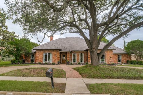 3328 Whiffletree Dr, Plano, TX, 75023-6212 | Card Image