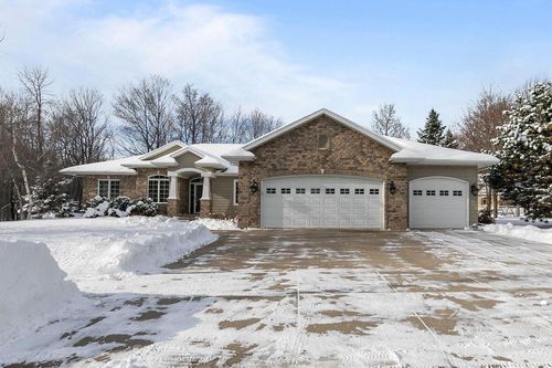 592 Cornrow Lane, Combined Locks, WI, 54113 | Card Image