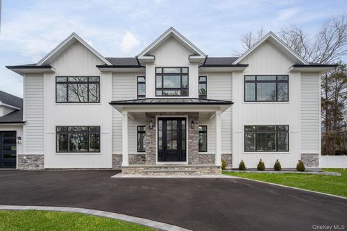 11 Edcris Ln, Huntington, NY, 11743-4003 | Card Image