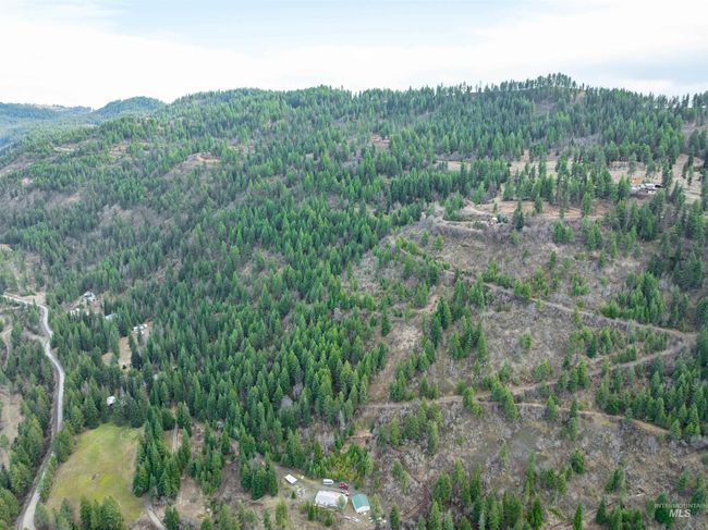 751 Wilderness Dr, Home with 2 bedrooms, 1 bathrooms and null parking in Orofino ID | Image 9