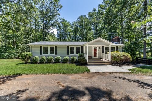 13375 Silver Hill Rd, Sumerduck, VA, 22742-1919 | Card Image