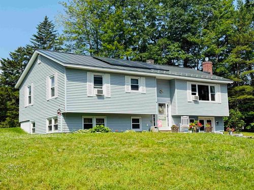 16 Pearce Cir, Bellows Falls, VT, 05101-4223 | Card Image