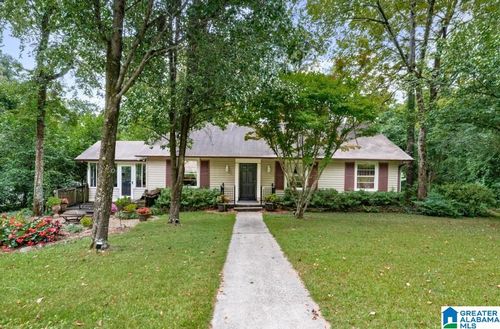 1735 Saulter Rd, HOMEWOOD, AL, 35209-5517 | Card Image