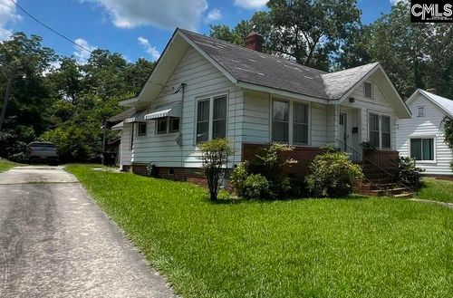 1229 Kinard St, Newberry, SC, 29108-3515 | Card Image