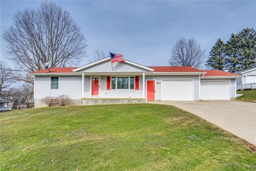 1838 Tremont Avenue Se, Massillon, OH, 44646 | Card Image