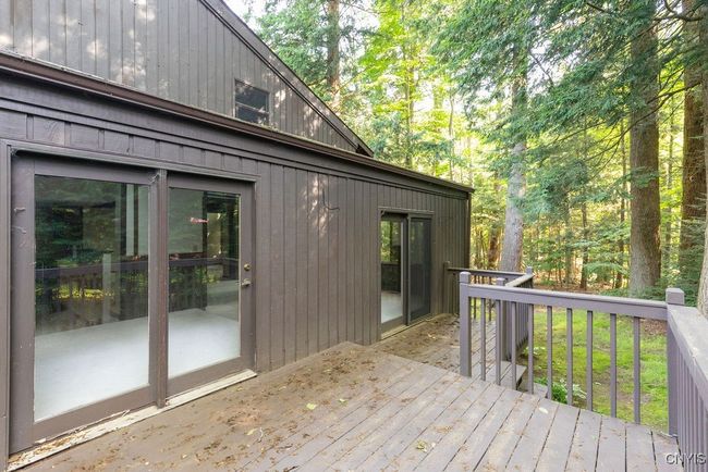 Two tiered deck off of the living room! | Image 37