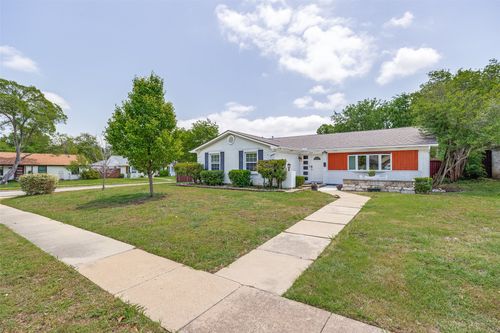 1215 Cloverdale Dr, Richardson, TX, 75080-4802 | Card Image