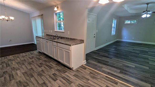 685 Greenhedge Dr, House other with 3 bedrooms, 2 bathrooms and null parking in Stone Mountain GA | Image 9