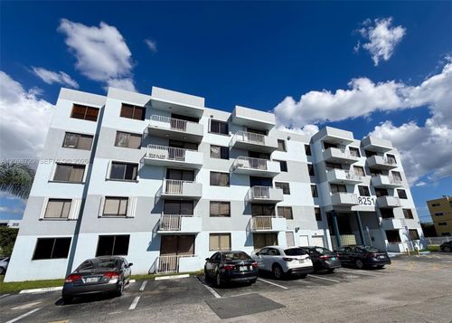 404-8251 Nw 8th St, Miami, FL, 33126-3946 | Card Image