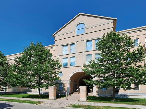 126-28 Prince Regent St, Markham, ON, L6C0V5 | Card Image