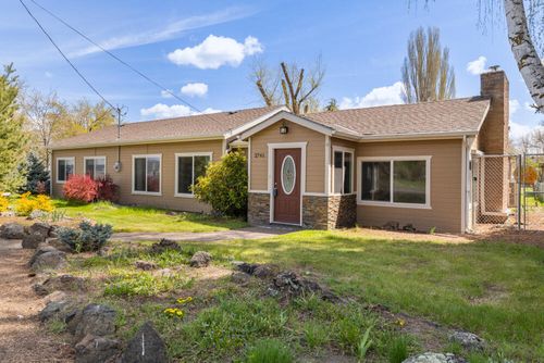 2761 Minna Street, Bonanza, OR, 97623 | Card Image