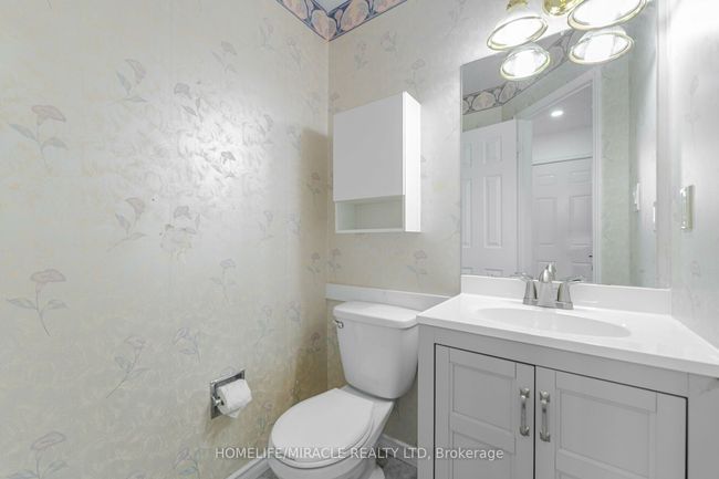 24 - 2 Huntingwood Ave, Condo with 4 bedrooms, 3 bathrooms and 2 parking in Dundas ON | Image 15