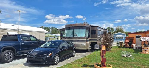 7018 Fairview Village Cir, WINTER HAVEN, FL, 33881-9214 | Card Image