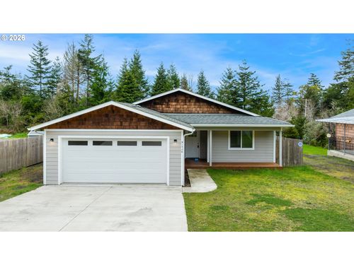 91540 Grinnell Ln, Coos Bay, OR, 97420-8728 | Card Image
