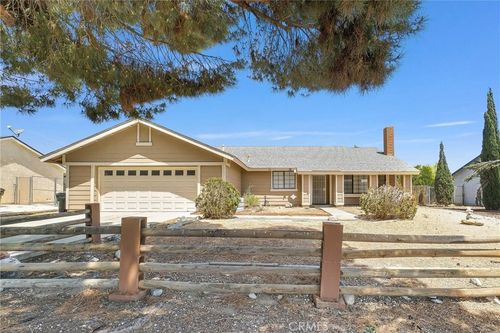 14224 Fort Apache Ct, Victorville, CA, 92392-9266 | Card Image
