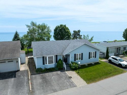 75 Bluffs Rd, Newcastle, ON, L1B1A6 | Card Image