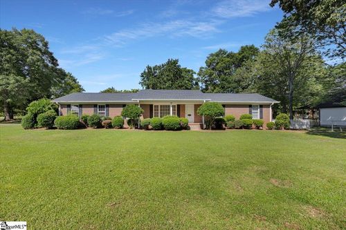 302 Portsmouth Dr, Greenville, SC, 29617-1025 | Card Image
