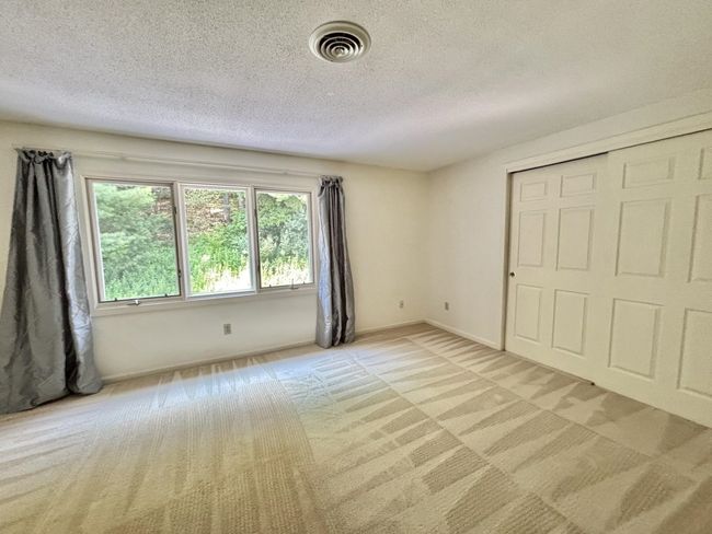 7 - 7 Skyview Cir, Condo with 4 bedrooms, 2 bathrooms and null parking in Keene NH | Image 17