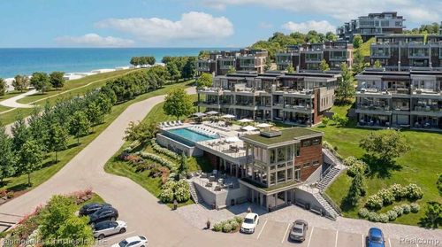 5-3575 Charlevoix Ave, Petoskey, MI, 49770 | Card Image