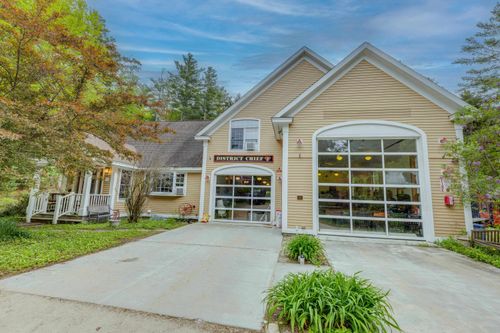 176 Amory Leland Dr, Thornton, NH, 03285-6403 | Card Image